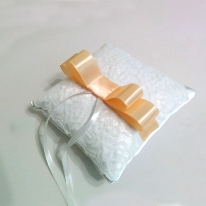 Подушечка для обручок №4